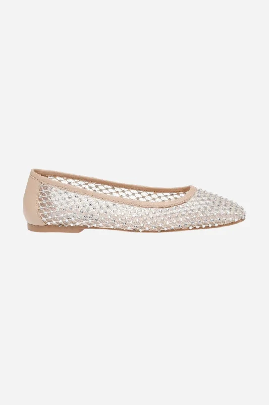 Fashion Sneakers For Work Steve Madden Auden Flats in Cream