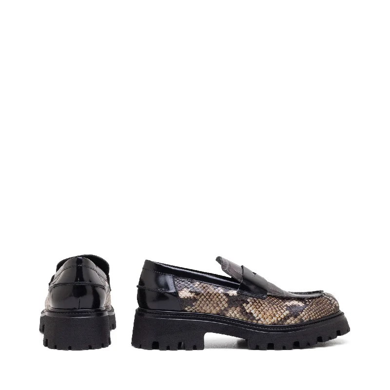 Fashionable Hiking Shoes DANA LOAFER LIMITED EDITION