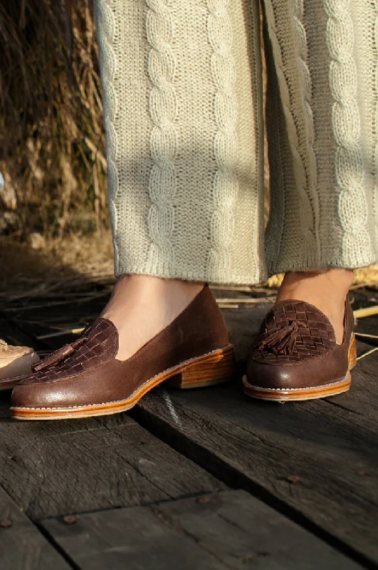 Comfortable Athletic Shoes Nikita Woven Leather Loafers