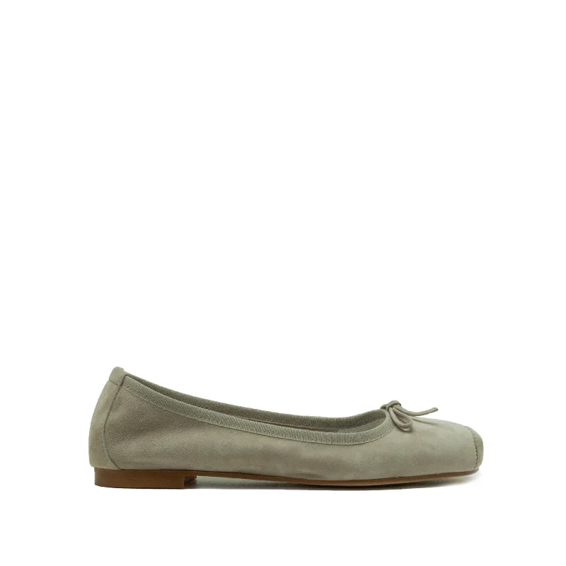 Suede Shilf