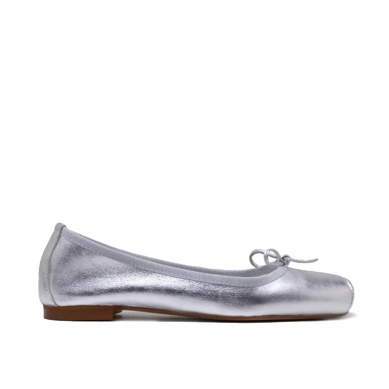 Laminated Leather Silver