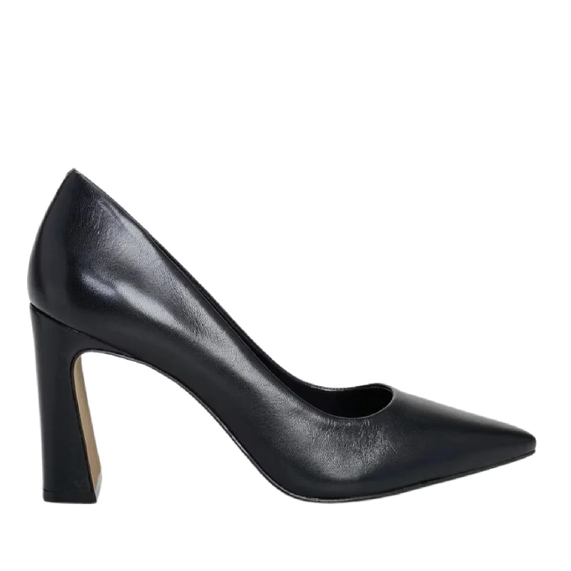 Stylish Winter Footwear Dalmanara in Black