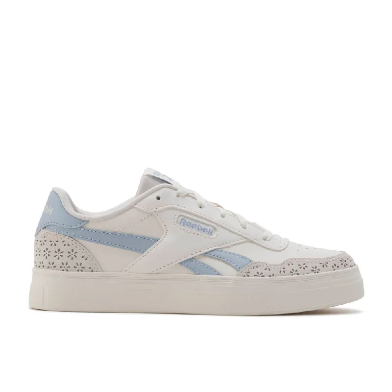 Trendy Sports Footwear COURT ADVANCE BOLD