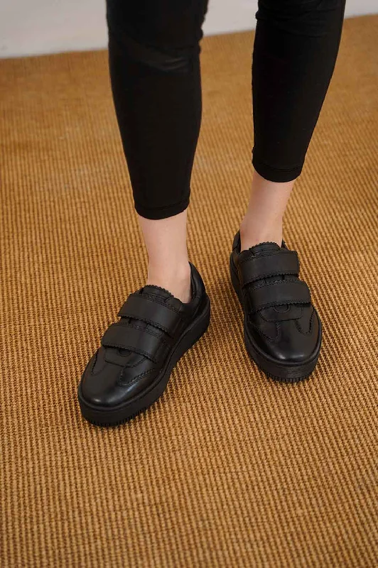 Sporty Casual Shoes VINTAGE VELCRO SNEAKERS