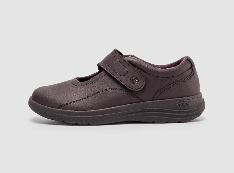 Fashionable Flat Shoes FitVille Women's BriskWalk Elite Dress Shoes V8