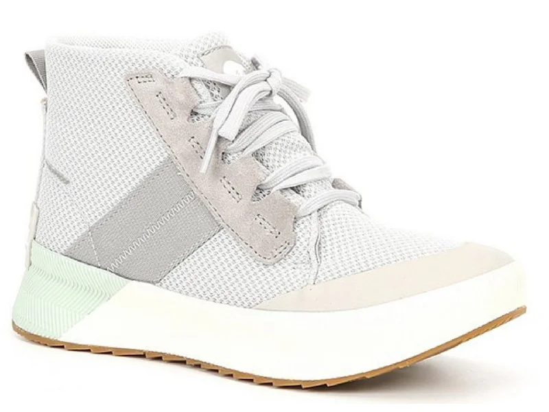 Comfortable Formal Footwear Out N About 3 Mid Sneaker
